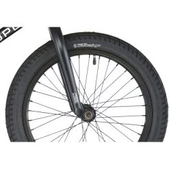 Wethepeople BMX CRS 18 Enfant, Noir -VTT enfant Soldes wethepeople crs 18 matt black 5